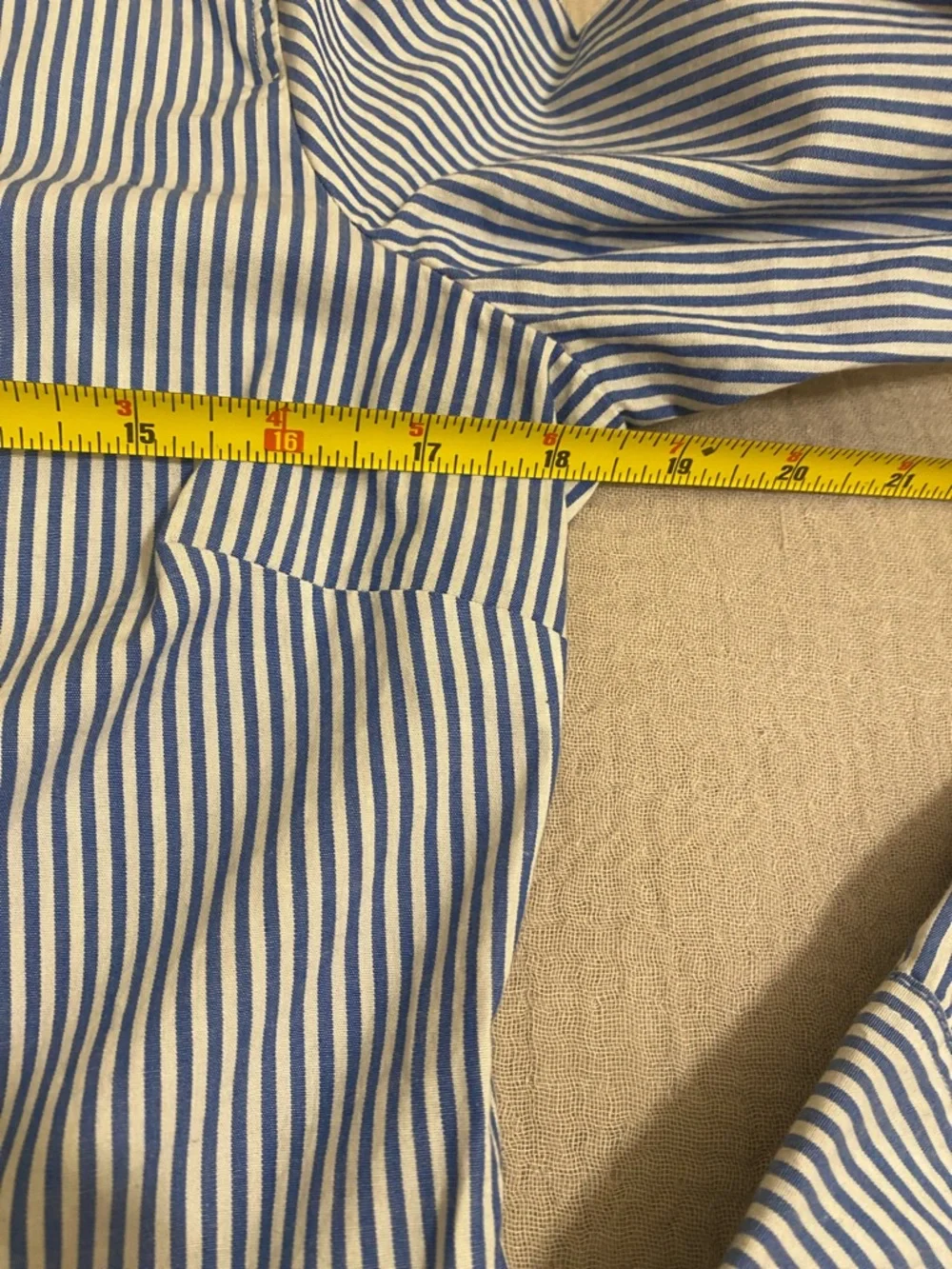 J. Crew Blue and White Narrow StripeSlim fit Button-Down Shirt. Size 6 J8738